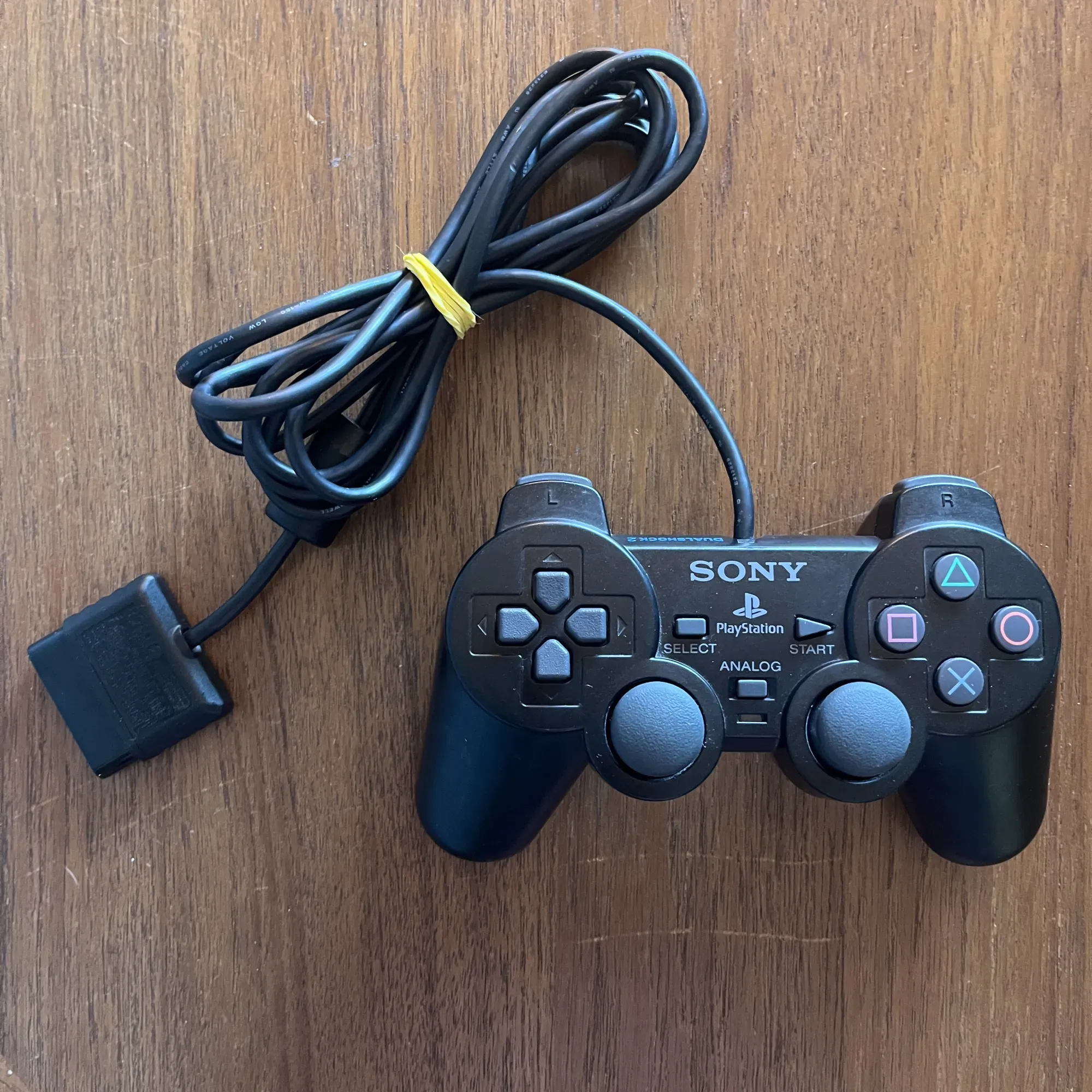 Dualshock 2 handkontroll